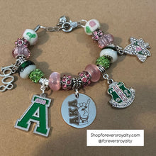 Load image into Gallery viewer, Silver charm bracelet - Green A