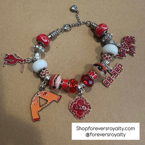 Delta Sigma Theta charm bracelet.