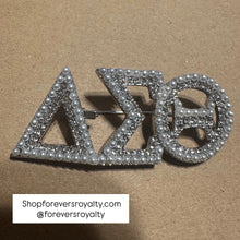 Load image into Gallery viewer, Pearl Delta Sigma Theta lapel pin.