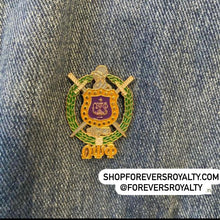 Load image into Gallery viewer, Omega Psi Phi Lapel pin.