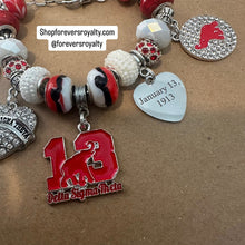 Load image into Gallery viewer, Delta Sigma Theta charm bracelet.