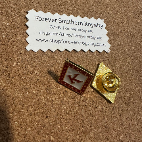Kappa K pin in gold