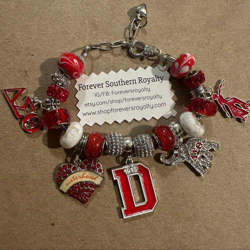 Delta Sigma Theta charm bracelet.