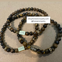 Load image into Gallery viewer, Iota Phi Theta bracelet.
