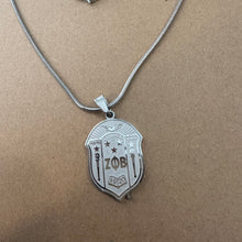 Load image into Gallery viewer, Silver Zeta necklace