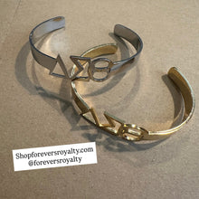 Load image into Gallery viewer, Delta Sigma Theta bangle.