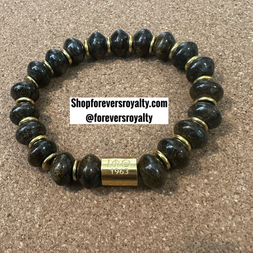 Iota Phi Theta brown agate bracelet.