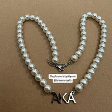 Load image into Gallery viewer, Alpha Kappa Alpha pearl necklace