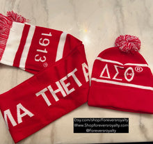 Load image into Gallery viewer, Delta Sigma Theta scarf and hat set